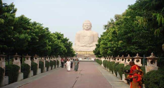 bodhgaya buddha statue