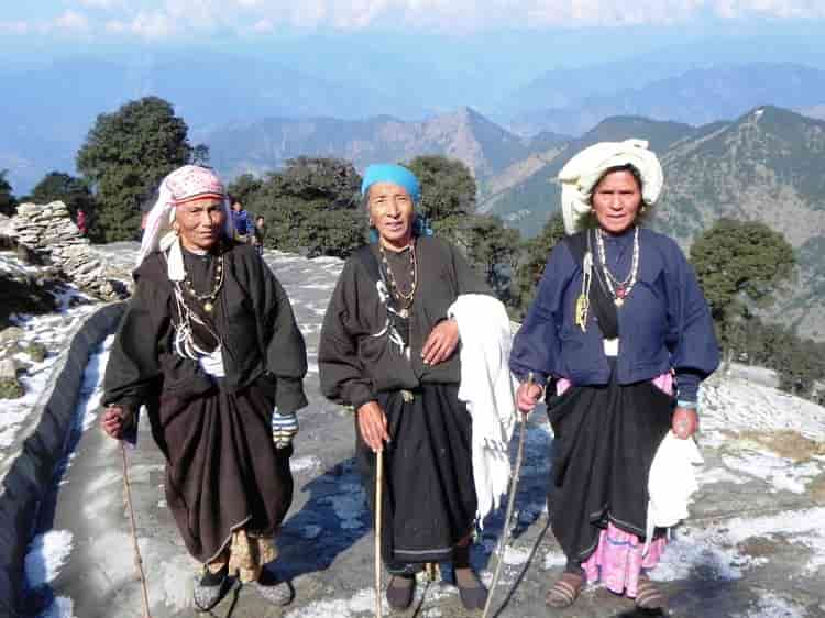 garhwali-traditional-dress