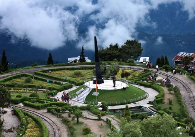 Batasia Loop Darjeeling