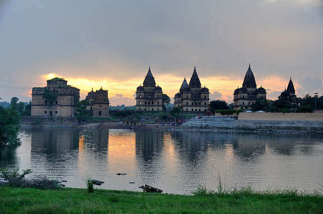 chhatris-of-orchha
