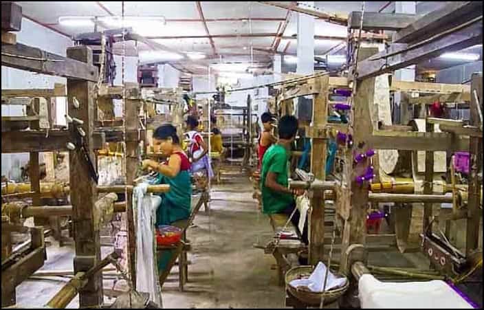 Assam Sualkuchi Weaving