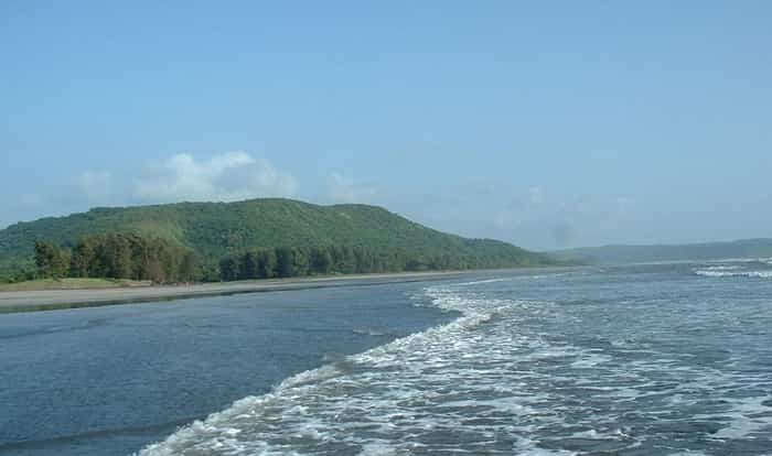 Bordi Beach near Dahanu
