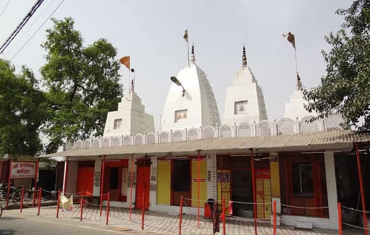 Shree Hanuman Mandir near Victoria Park in Meerut