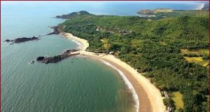 Om Beach, Gokarna