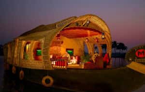 kerala houseboat tour