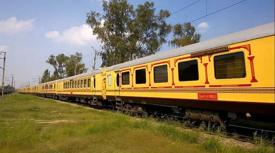 Royal Rajasthan Tour with Palace on Wheels