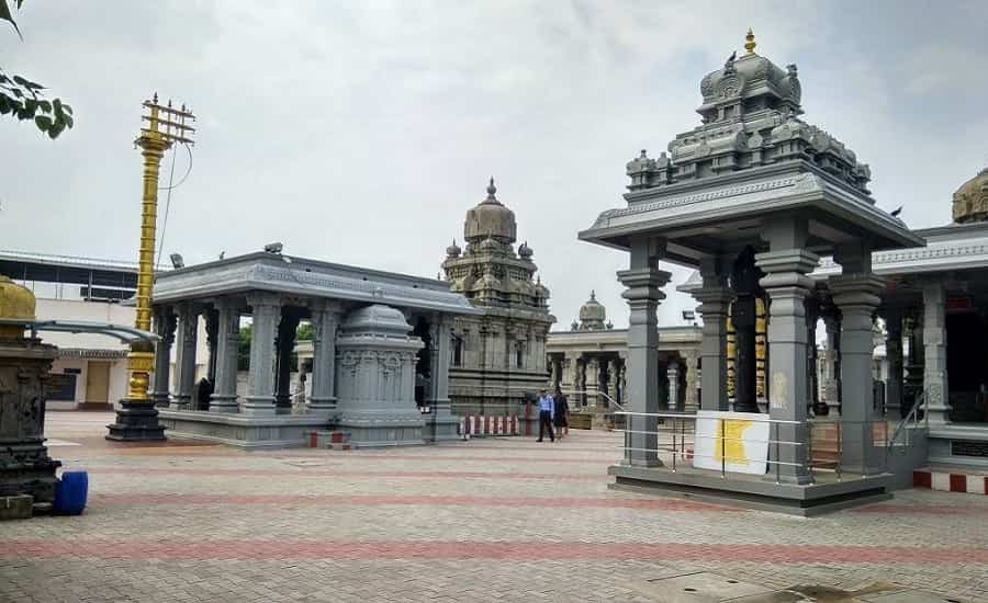 Arupadai Veedu Temple Tour Package