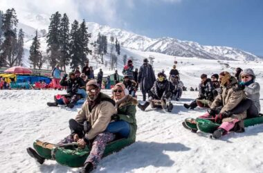 Kashmir Honeymoon Packages