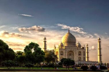 Overnight Taj Mahal Tour